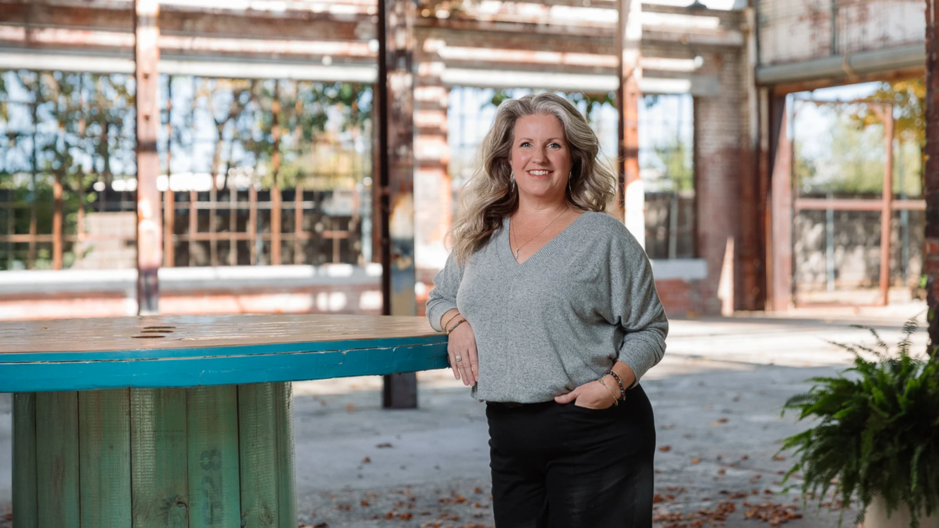 coldwell banker select agent headshot and branding day wompa tulsa