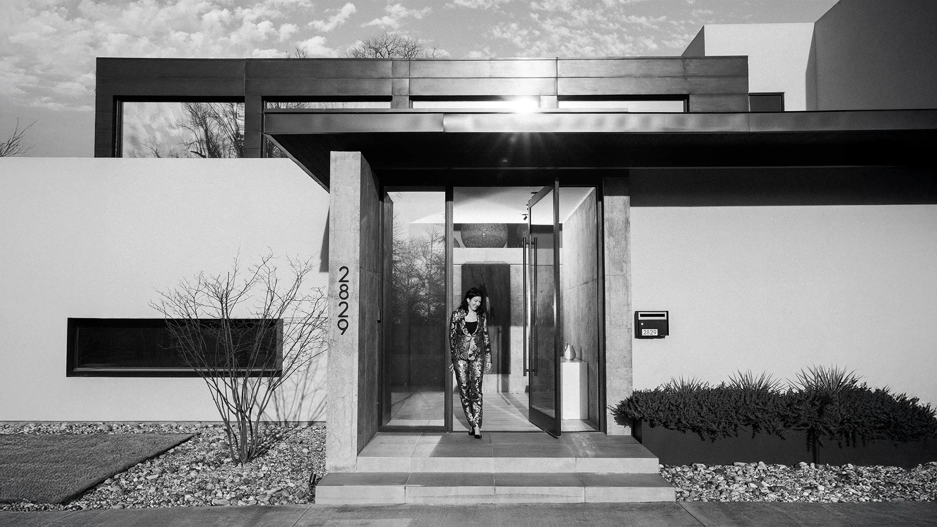 tulsa realtor photographer and content creator real producers magazine tulsa luxury properties